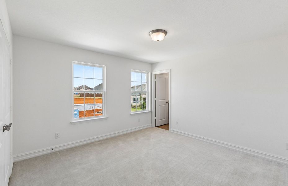 Spacious, unfurnished interior of a new home in Kings Way, Denton (Image 27).