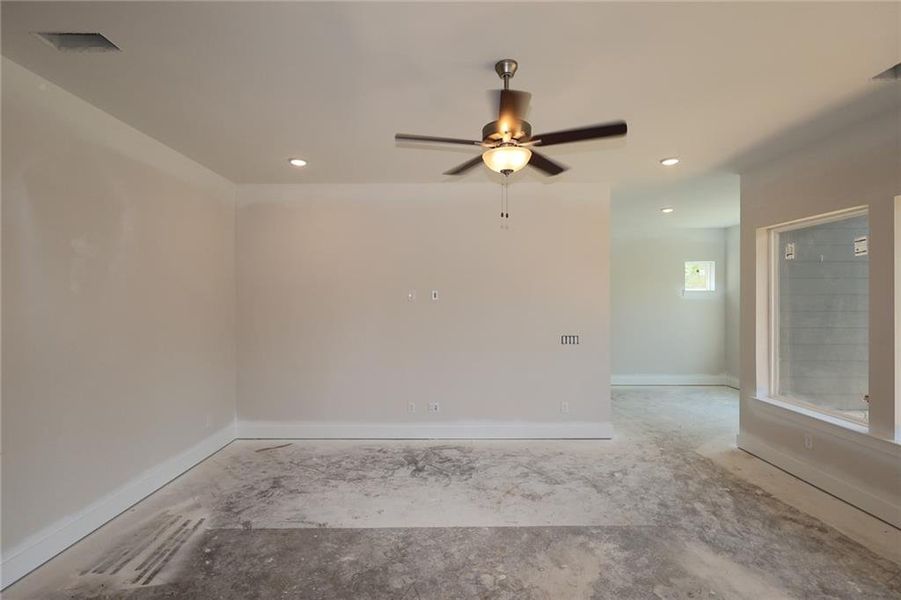 Spacious, unfurnished interior of a new home in Havencroft, Woodstock (Image 3).