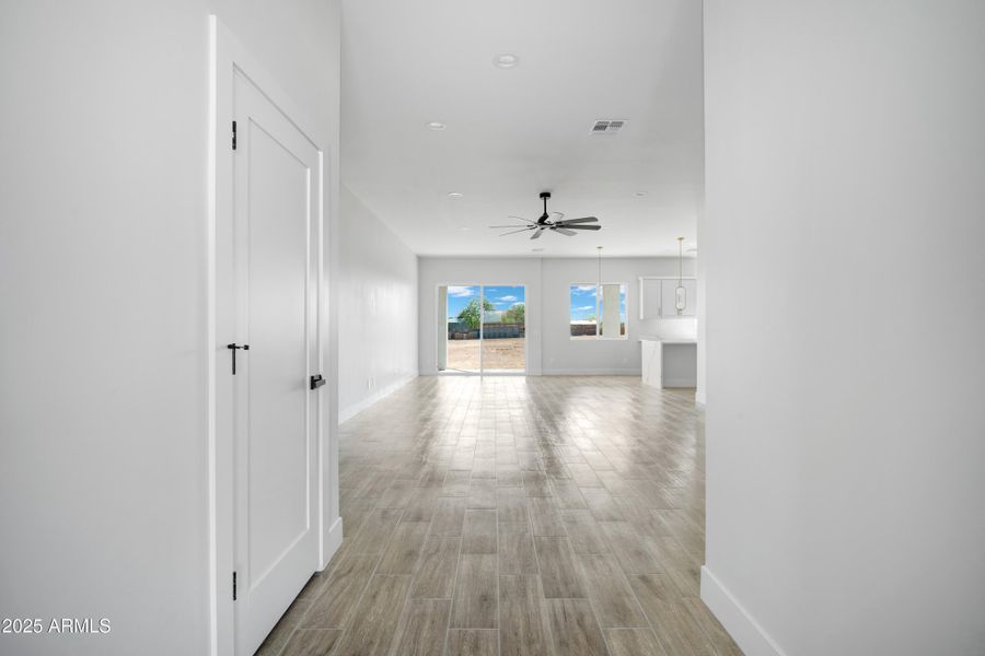 Listing Pictures -19