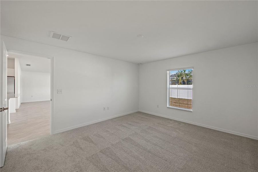 Spacious, unfurnished interior of a new home in Rotonda Lakes, Rotonda West (Image 15).
