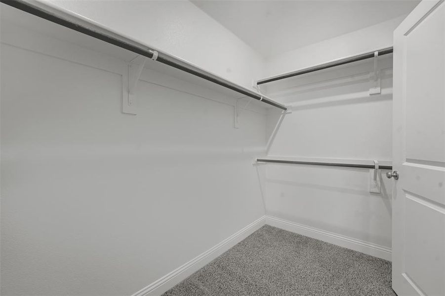 Spacious, unfurnished interior of a new home in , Princeton (Image 13).