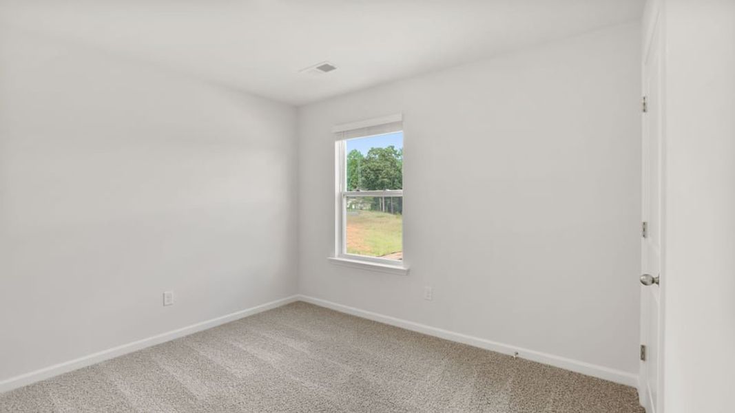 Spacious, unfurnished interior of a new home in Seneca Falls, Seneca (Image 26).