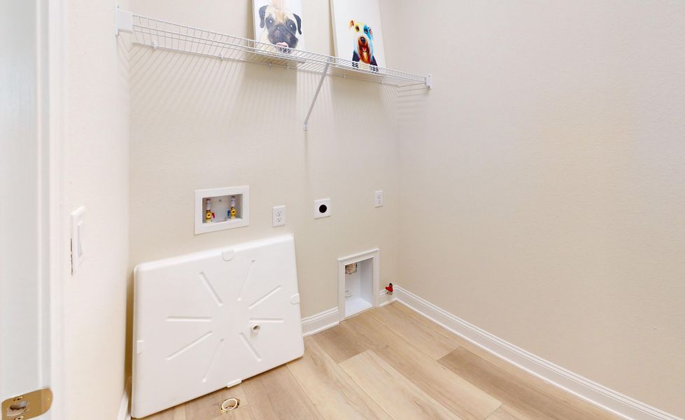 Representative furnished interior of a home built from the Bartram - B - Townhome Series by ICI Homes in West End at Town Center, Ponte Vedra (Image 5). Representative furnished interior of a home built from the Bartram - B - Townhome Series by ICI Homes in West End at Town Center, Ponte Vedra (Image 5).