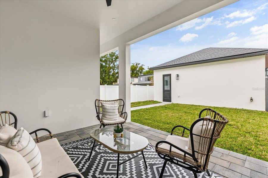 Exterior details and patio area of a home in , Orlando (Image 3).
