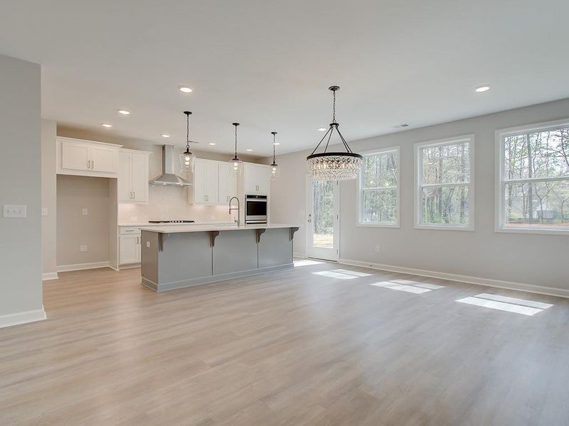 Spacious, unfurnished interior of a new home in Oak Valley Estates, Marietta (Image 22).
