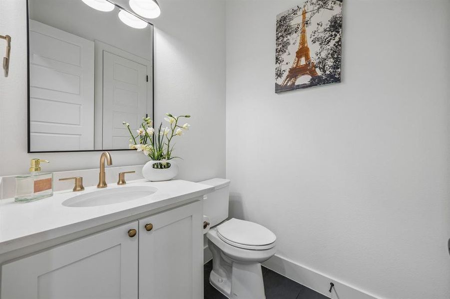 Furnished interior view inside a new home in , Prosper (Image 23).