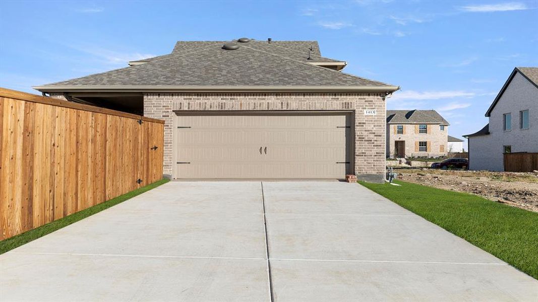 26. 1413 Clare - Back 26. 1413 Clare - Back