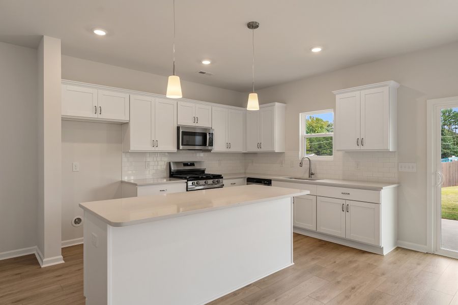 Furnished interior view inside a new home in Mayfair Village, Spartanburg (Image 7).