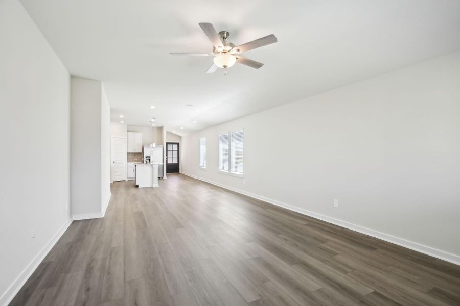 Photo is not of the actual home but is an inspirational photo of builder’s model home and may depict options, furnishings, and/or decorator features that are not included.