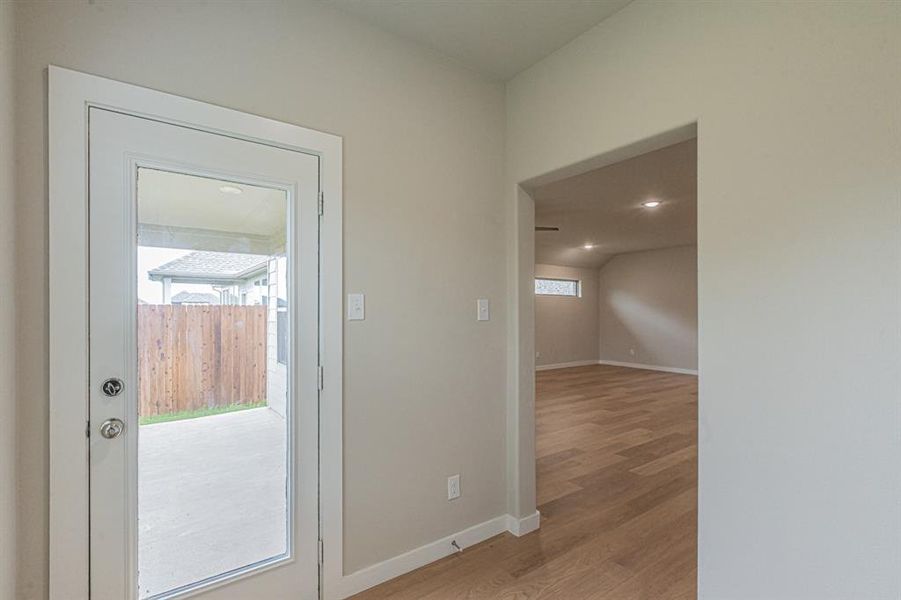 Spacious, unfurnished interior of a new home in Elevon, Lavon (Image 32).