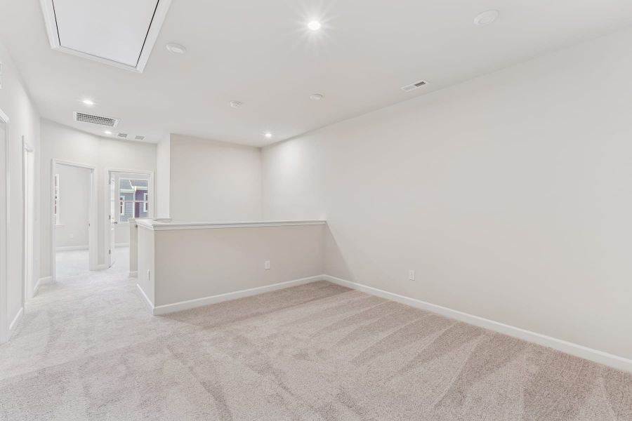 Spacious, unfurnished interior of a new home in Holding Village, Wake Forest (Image 11).