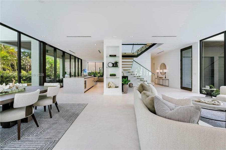 Exterior details and patio area of a home in , Miami (Image 29).