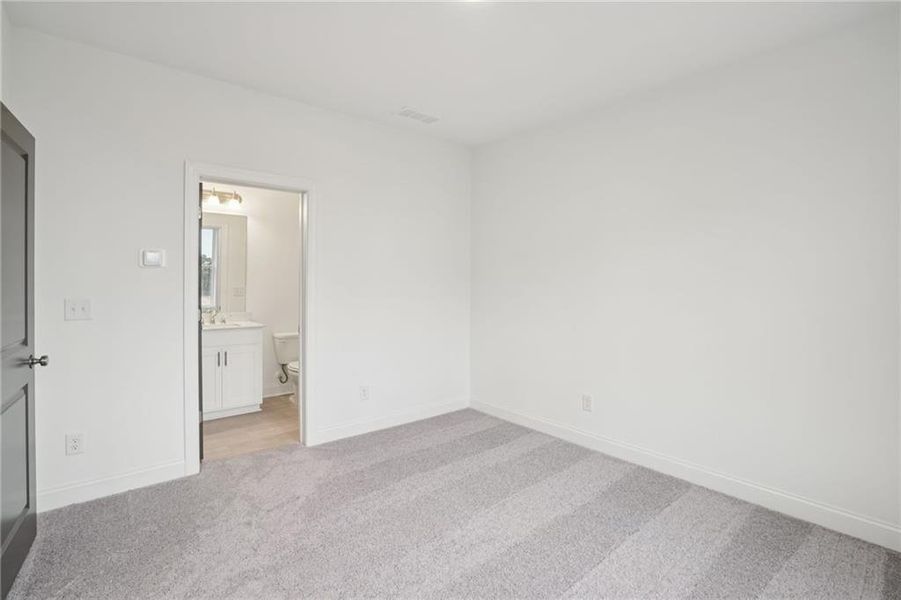 Spacious, unfurnished interior of a new home in Palisades Townhomes, Cumming (Image 26).