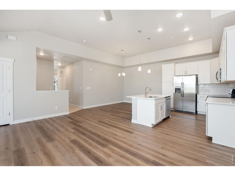 Spacious, unfurnished interior of a new home in The Lakes at Centerra - Discovery, Loveland (Image 14).