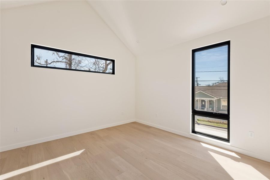 Spacious, unfurnished interior of a new home in , Austin (Image 17).