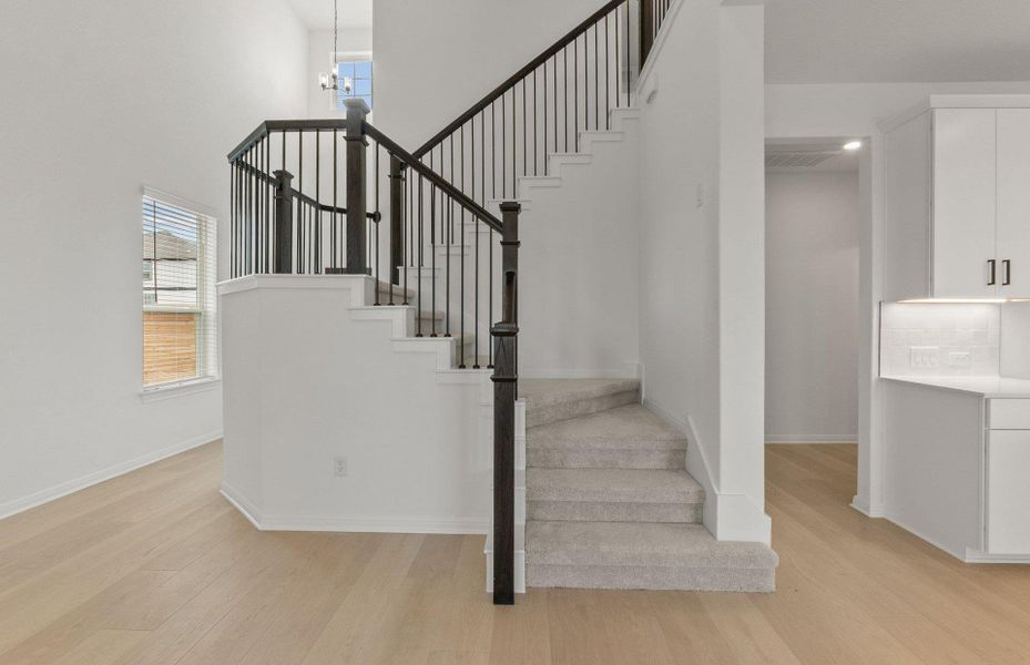 Spacious, unfurnished interior of a new home in Horizon Lake, Leander (Image 28). Spacious, unfurnished interior of a new home in Horizon Lake, Leander (Image 28).