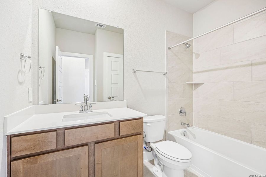 Furnished interior view inside a new home in Carmel Ranch, Schertz (Image 13).