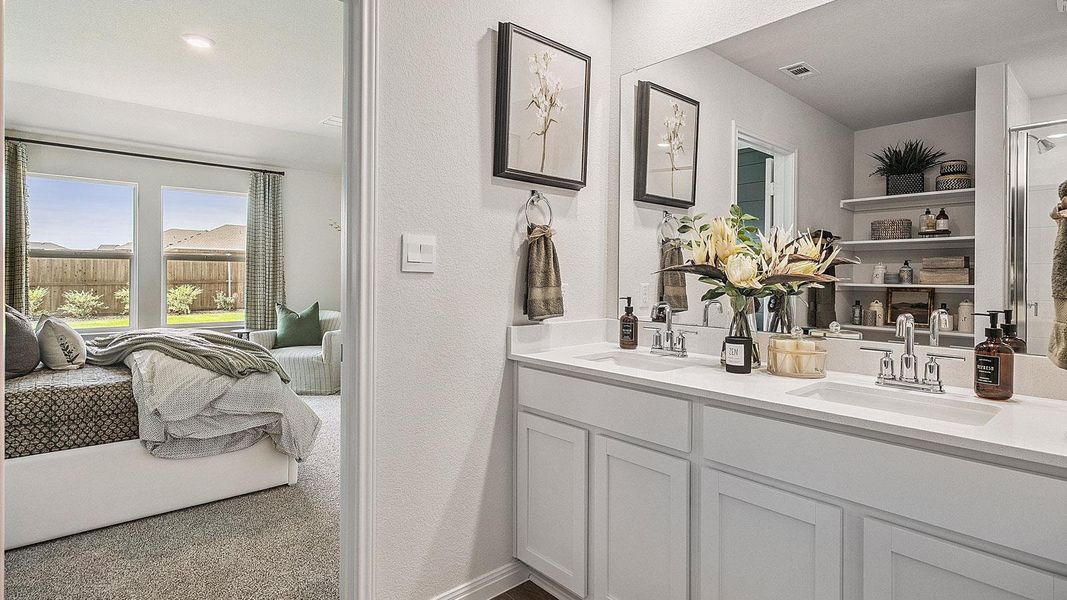 Furnished interior view inside a new home in Thunder Rock, Marble Falls (Image 13).