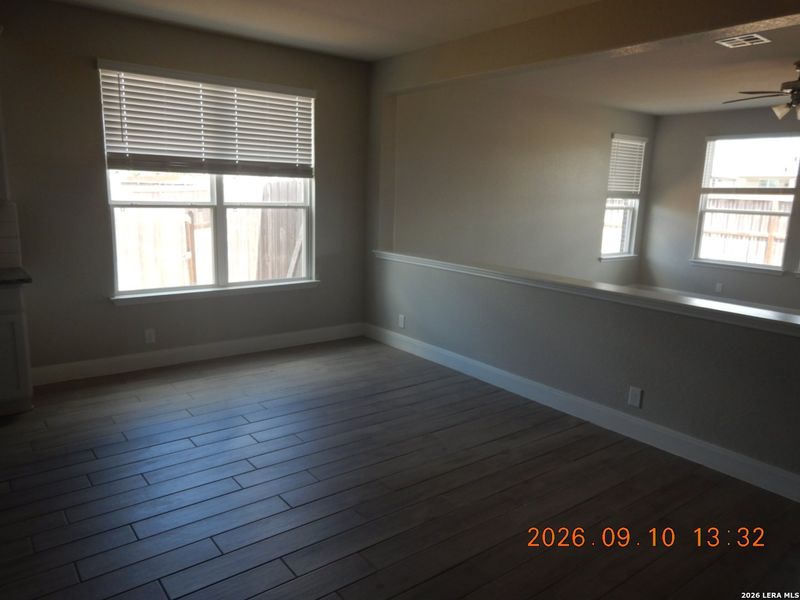 Spacious, unfurnished interior of a new home in , Cibolo (Image 15).