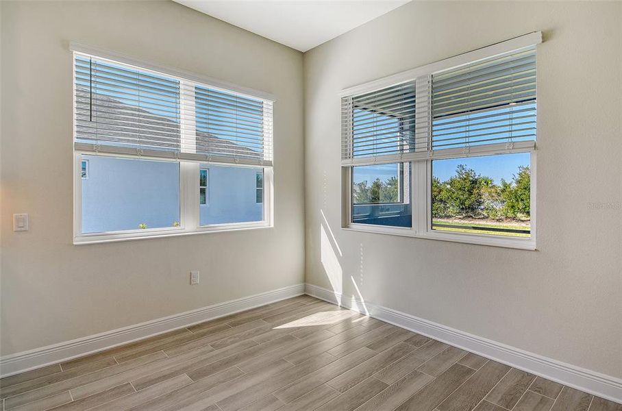 Spacious, unfurnished interior of a new home in Canoe Creek, Parrish (Image 28).
