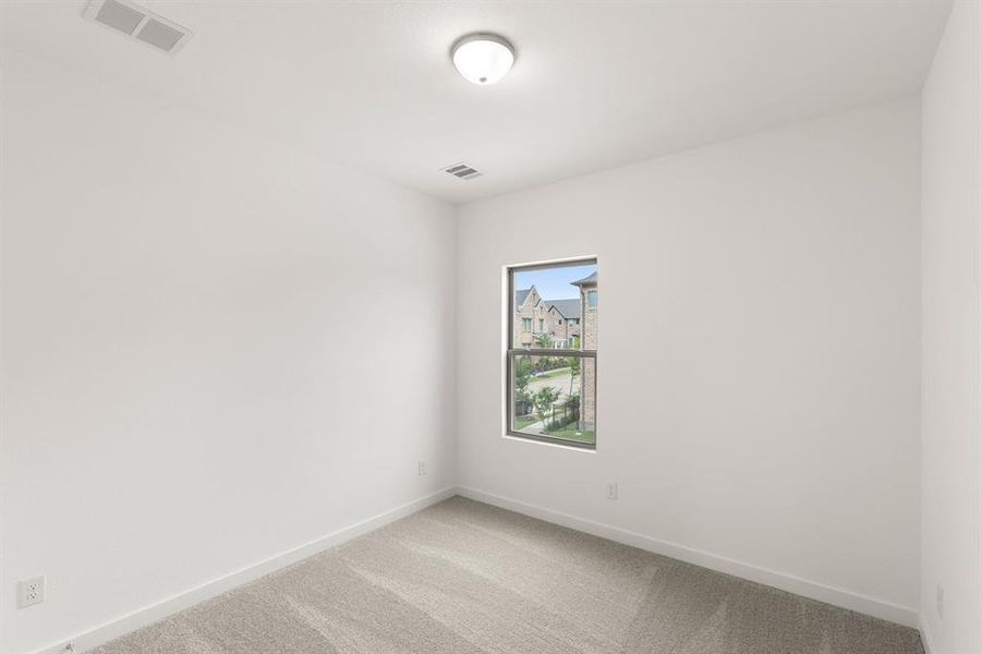 2306 Glacier-Bedroom-1