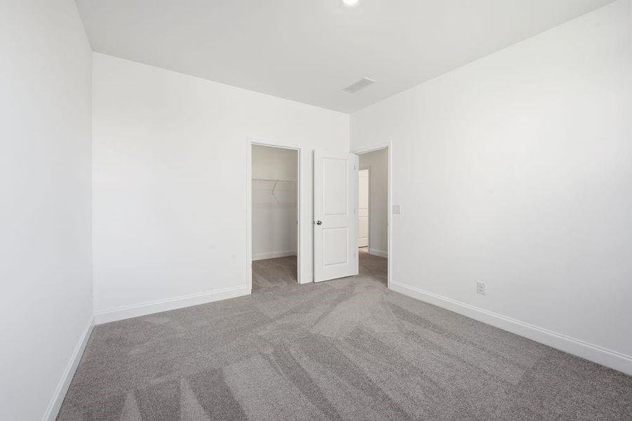 Spacious, unfurnished interior of a new home in Falls Creek, Flowery Branch (Image 18). Spacious, unfurnished interior of a new home in Falls Creek, Flowery Branch (Image 18).