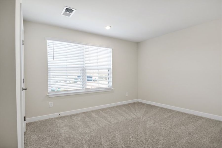 Spacious, unfurnished interior of a new home in Emory Park, Five Forks (Image 23).