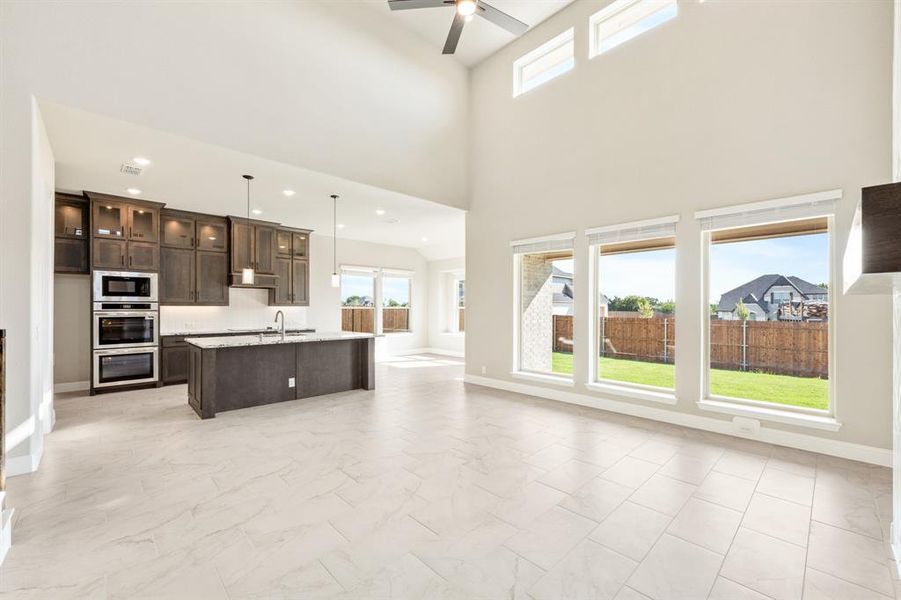 Furnished interior view inside a new home in Ridgepoint, Midlothian (Image 4).