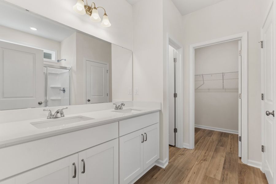 Furnished interior view inside a new home in Fairview Falls, Chesnee (Image 11).