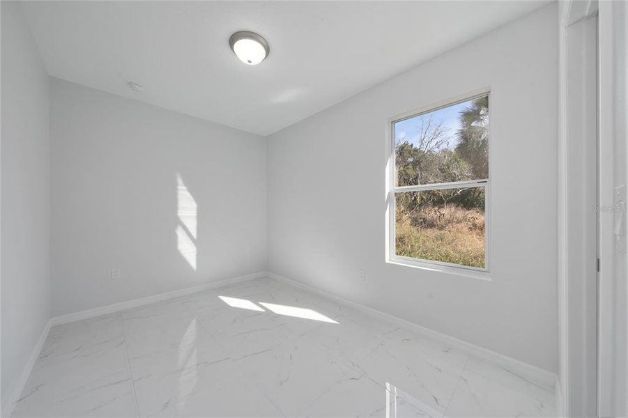 Spacious, unfurnished interior of a new home in , Eustis (Image 20).