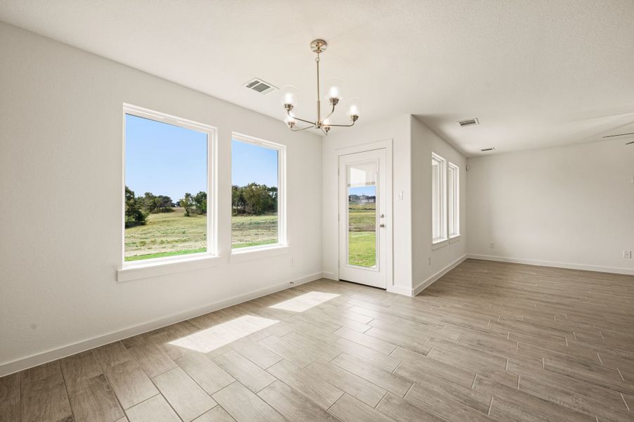 Spacious, unfurnished interior of a new home in Gatlin Ranch, Springtown (Image 21).