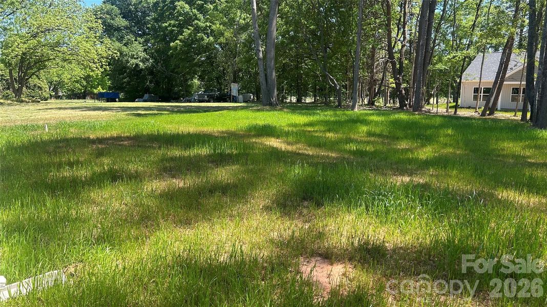 Natural landscape and outdoor views near in Shelby (Image 35). Natural landscape and outdoor views near in Shelby (Image 35).