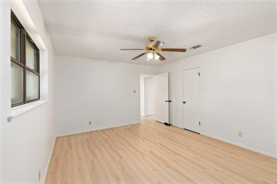 Spacious, unfurnished interior of a new home in , Brownwood (Image 21).