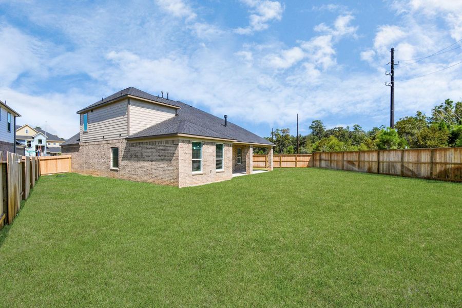 Explore the expansive backyard with its inviting covered patio—a perfect blend of space for the kids to play and adults to unwind. Ideal for creating your outdoor oasis, this backyard accommodates patio furniture, a BBQ pit, and endless possibilities for leisure and entertainment. Explore the expansive backyard with its inviting covered patio—a perfect blend of space for the kids to play and adults to unwind. Ideal for creating your outdoor oasis, this backyard accommodates patio furniture, a BBQ pit, and endless possibilities for leisure and entertainment.