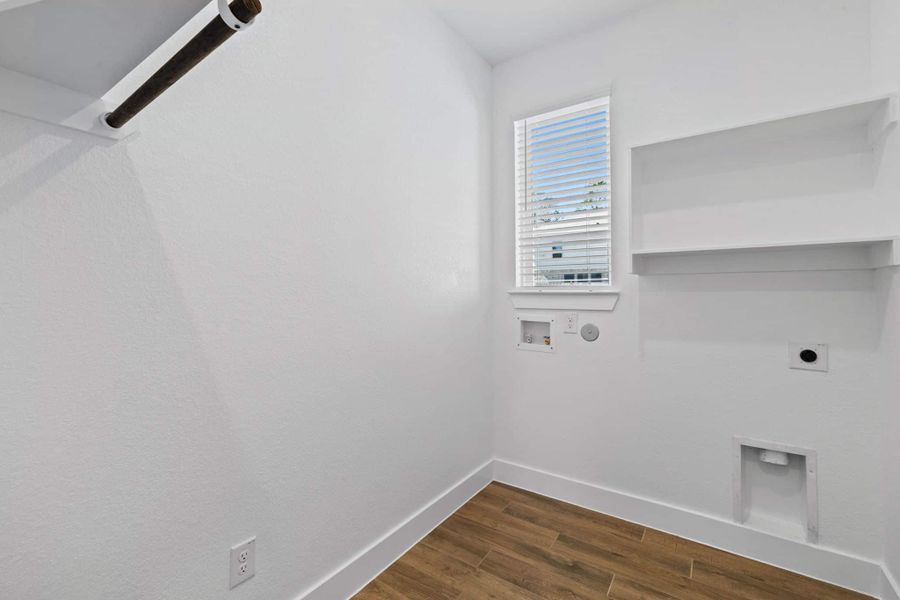 Spacious, unfurnished interior of a new home in The Woodlands Hills, Willis (Image 12). Spacious, unfurnished interior of a new home in The Woodlands Hills, Willis (Image 12).