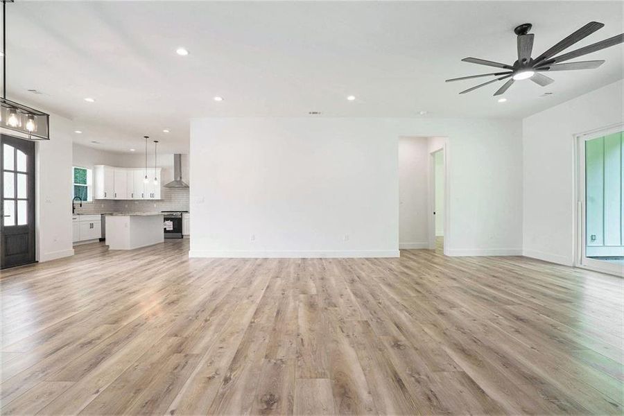 Spacious, unfurnished interior of a new home in , Conyers (Image 27). Spacious, unfurnished interior of a new home in , Conyers (Image 27).