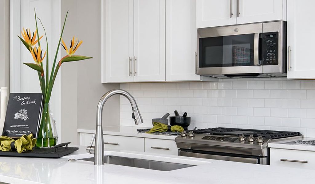 Zinc-B956-Stonehaven Kitchen