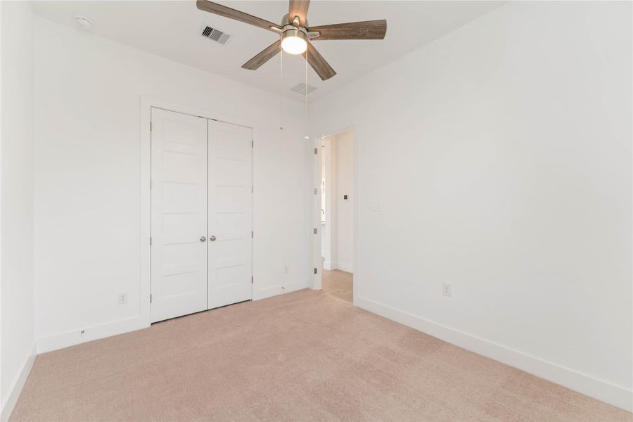 Spacious, unfurnished interior of a new home in Arabella on the Prairie, Richmond (Image 21). Spacious, unfurnished interior of a new home in Arabella on the Prairie, Richmond (Image 21).