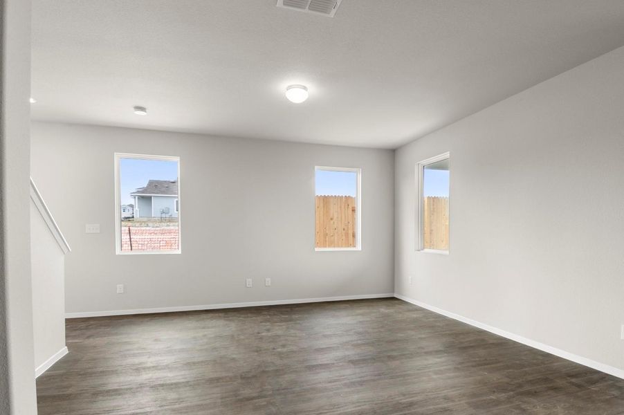 Spacious, unfurnished interior of a new home in Edgebrooke, Pflugerville (Image 28). Spacious, unfurnished interior of a new home in Edgebrooke, Pflugerville (Image 28).