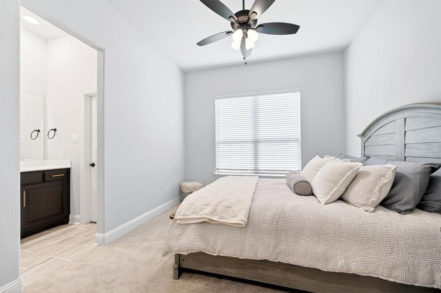 Furnished interior view inside a new home in Heritage, McLendon-Chisholm (Image 24). Furnished interior view inside a new home in Heritage, McLendon-Chisholm (Image 24).
