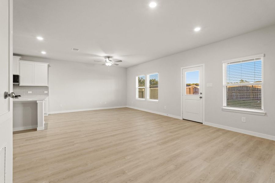 Spacious, unfurnished interior of a new home in Magnolia Springs, Montgomery (Image 15).