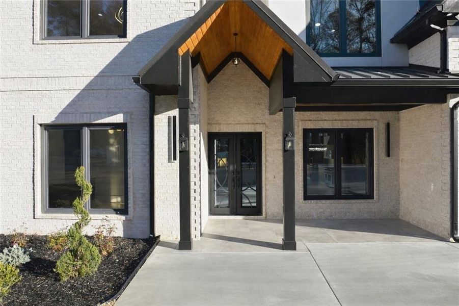 Exterior details and patio area of a home in , Lawrenceville (Image 38).