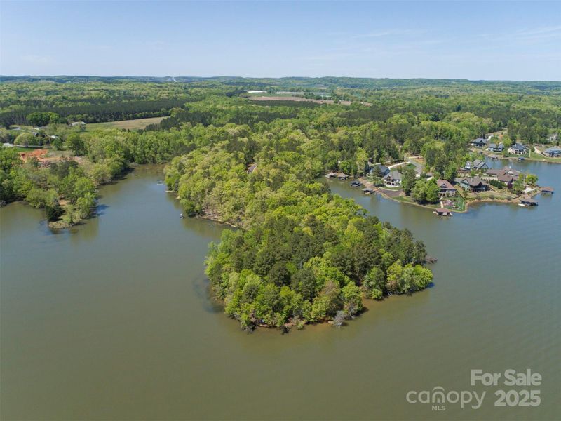 Edgewater on Lake Tillery community