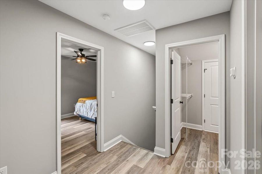 Image 28 of a home in .