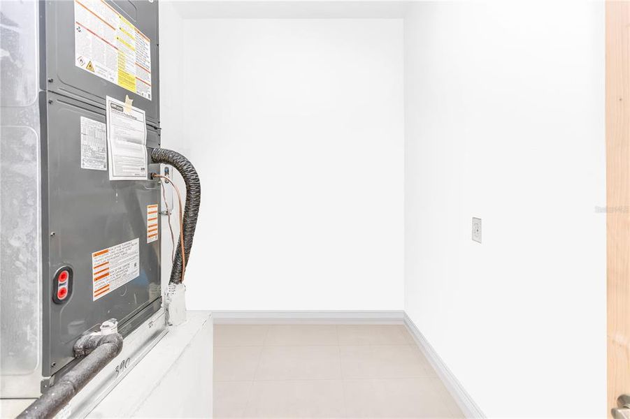 Close-up of interior finishes inside a home in , Orlando (Image 19).