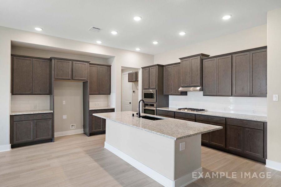 Representative furnished interior of a home built from the The Elizabeth by Davidson Homes LLC in Lago Mar, Texas City (Image 12).