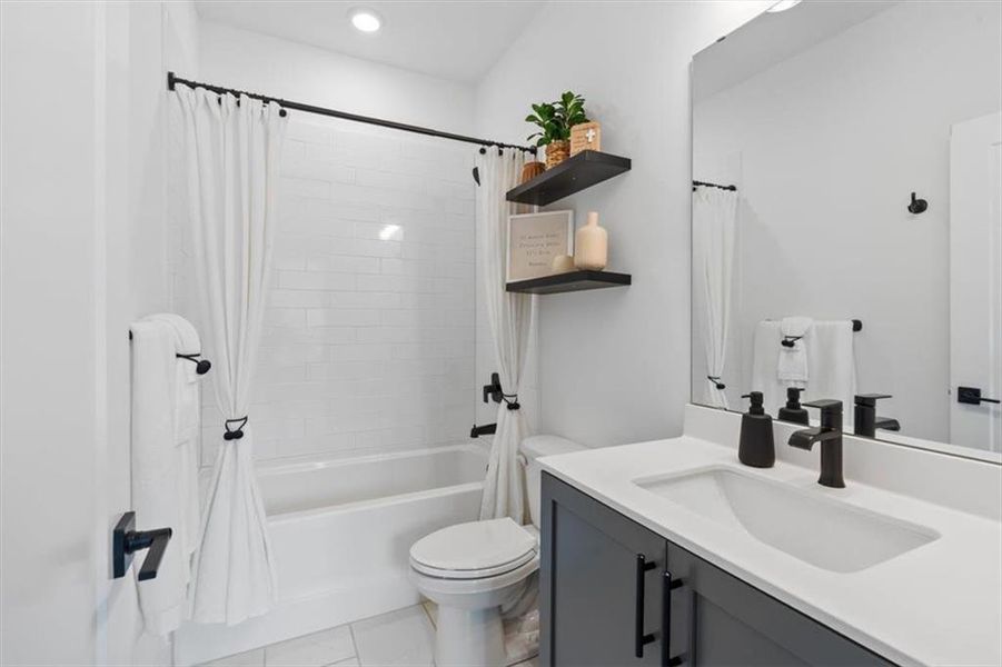 Furnished interior view inside a new home in , Roswell (Image 34).