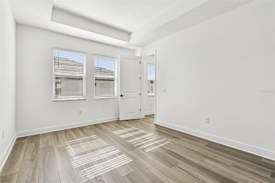 Spacious, unfurnished interior of a new home in Sweetwater at Lakewood Ranch, Lakewood Ranch (Image 11).