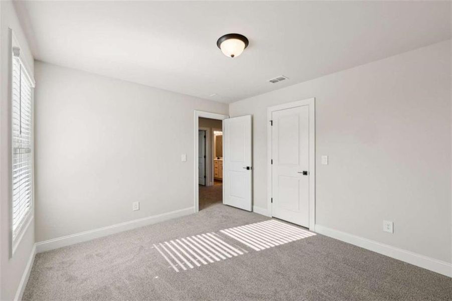 Spacious, unfurnished interior of a new home in River Pointe, Monroe (Image 38).