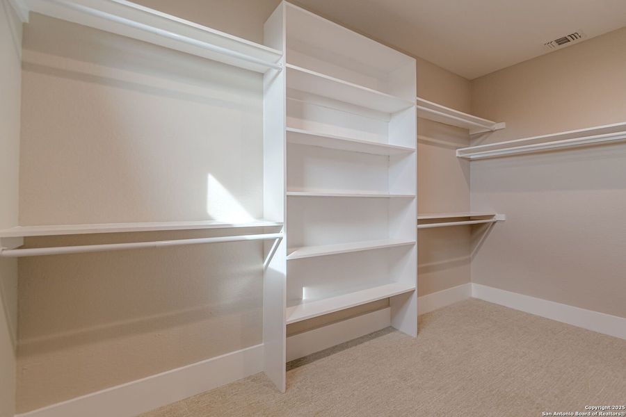 Spacious, unfurnished interior of a new home in , New Braunfels (Image 24). Spacious, unfurnished interior of a new home in , New Braunfels (Image 24).